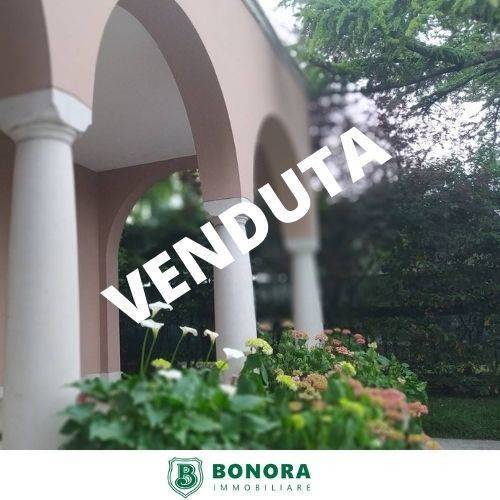 casa indipendente in vendita a Puegnago del Garda