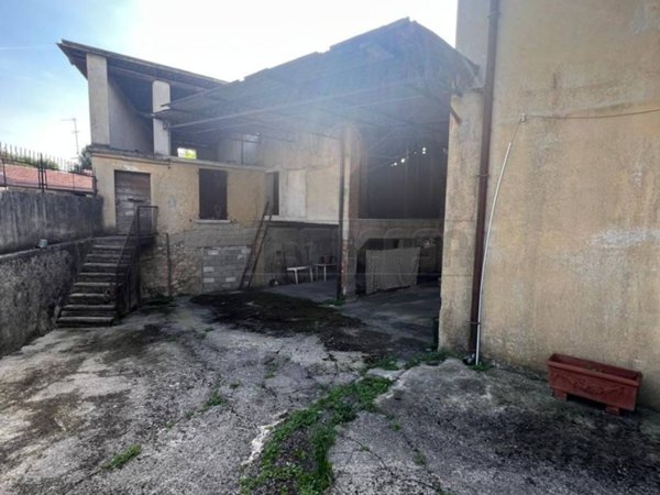 casa indipendente in vendita a Puegnago del Garda