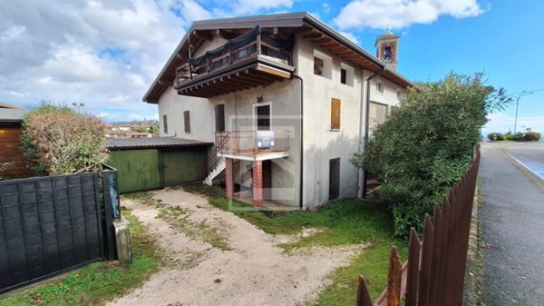 casa indipendente in vendita a Puegnago del Garda