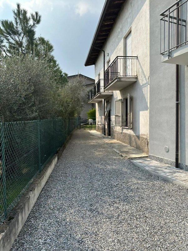 casa indipendente in vendita a Puegnago del Garda