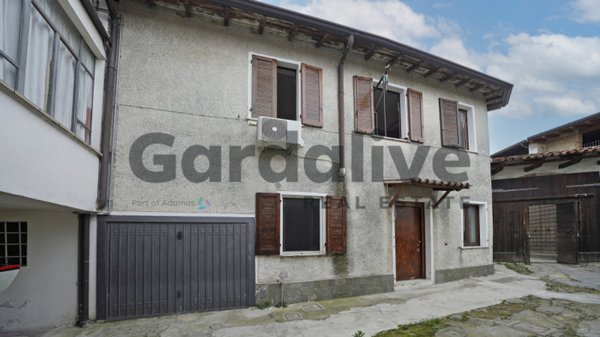 casale in vendita a Puegnago del Garda