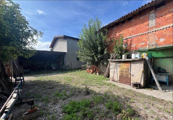 casa indipendente in vendita a Puegnago del Garda