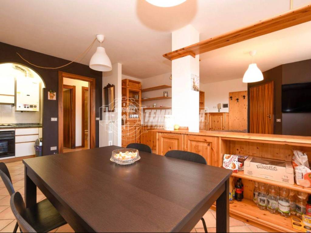 casa indipendente in vendita a Puegnago del Garda