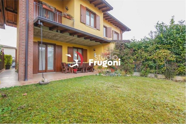 casa indipendente in vendita a Puegnago del Garda