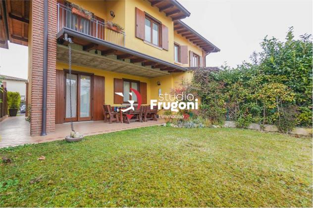 casa indipendente in vendita a Puegnago del Garda