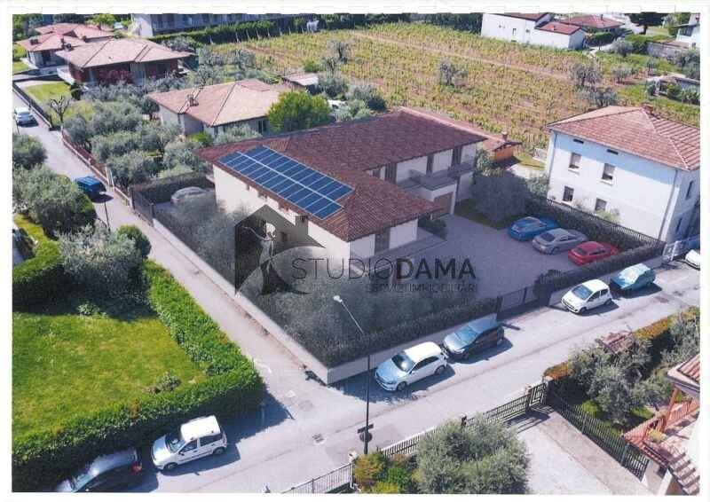casa indipendente in vendita a Puegnago del Garda