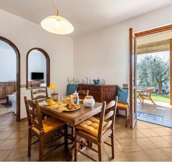 casa indipendente in vendita a Puegnago del Garda