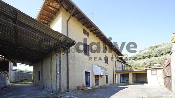 casale in vendita a Puegnago del Garda