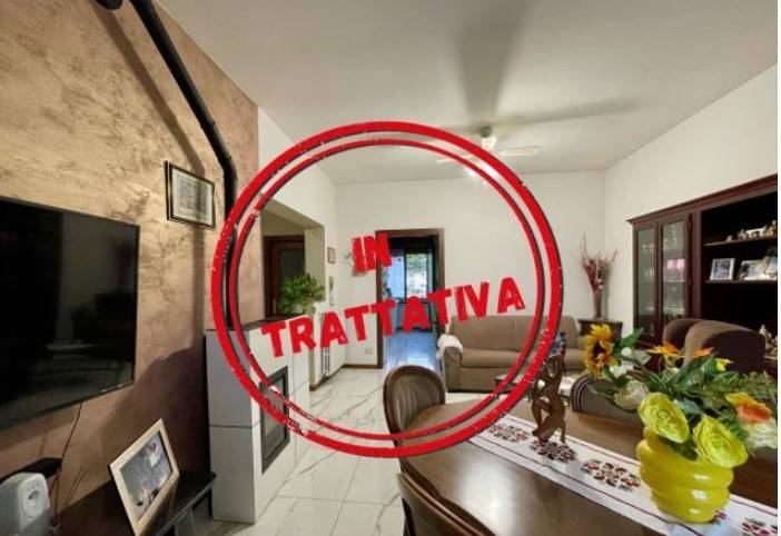 casa indipendente in vendita a Puegnago del Garda