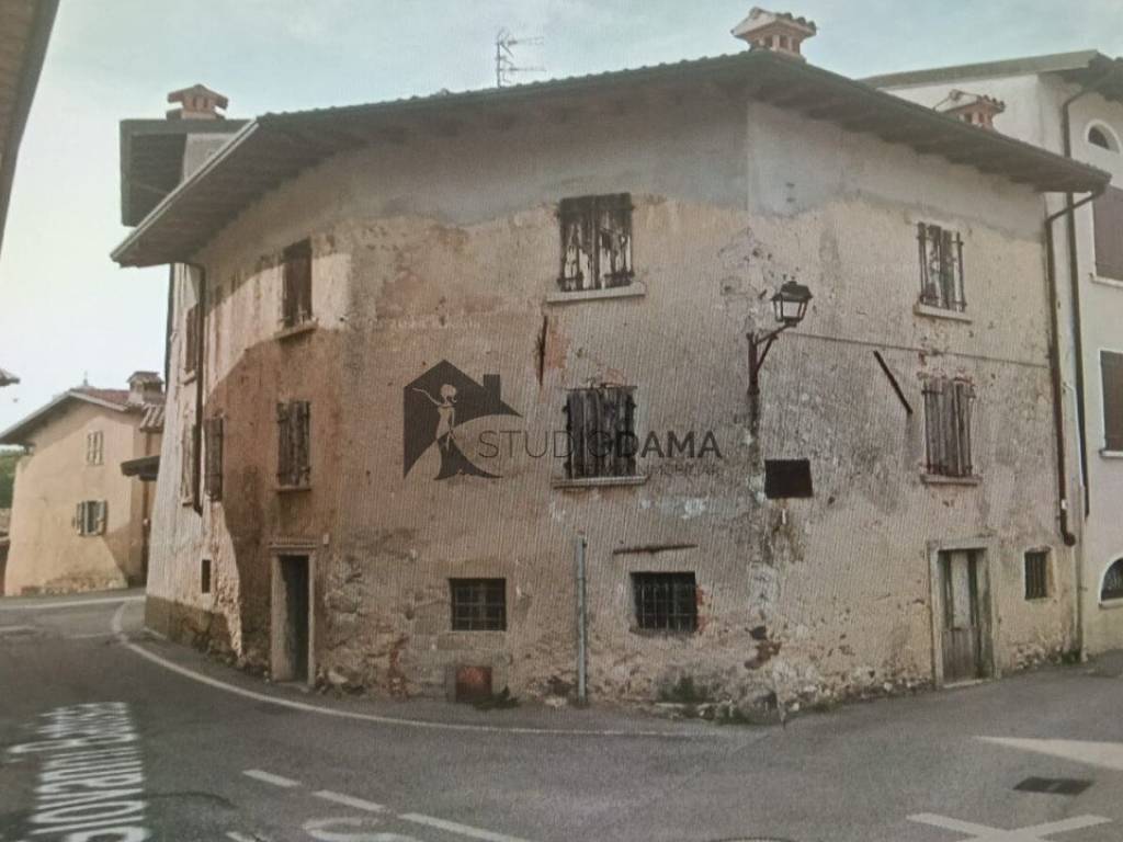 casa indipendente in vendita a Puegnago del Garda