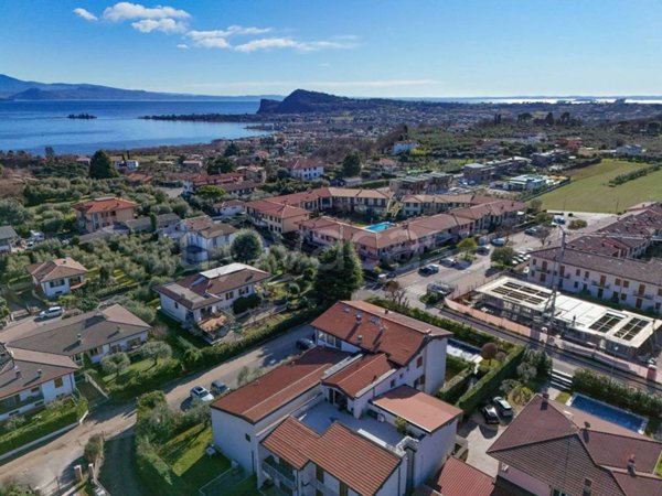 casa indipendente in vendita a Puegnago del Garda