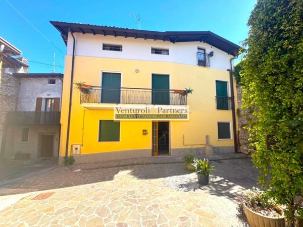 casa indipendente in vendita a Puegnago del Garda