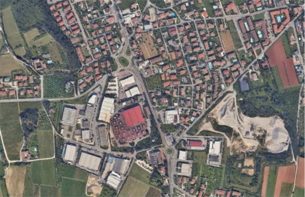 capannone in vendita a Puegnago del Garda