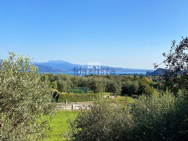 casa indipendente in vendita a Puegnago del Garda