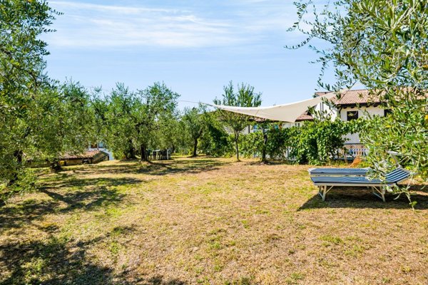 casa indipendente in vendita a Puegnago del Garda