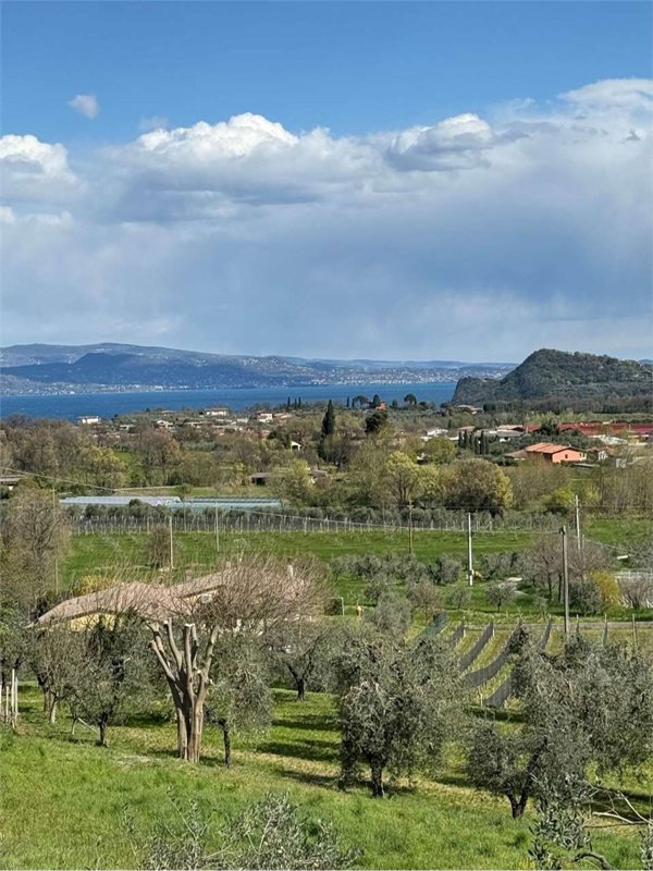 casa indipendente in vendita a Puegnago del Garda