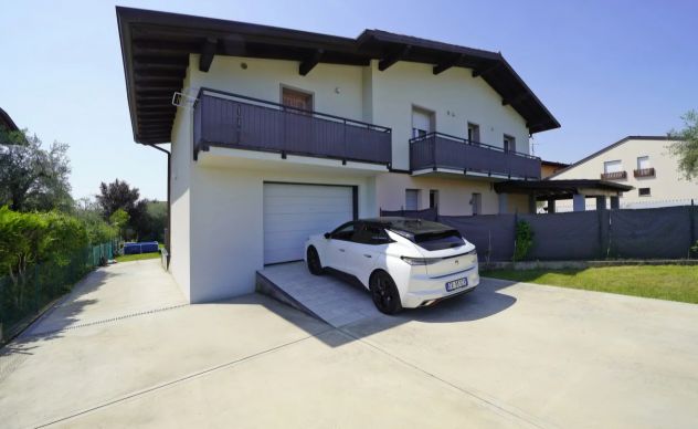 casa indipendente in vendita a Puegnago del Garda