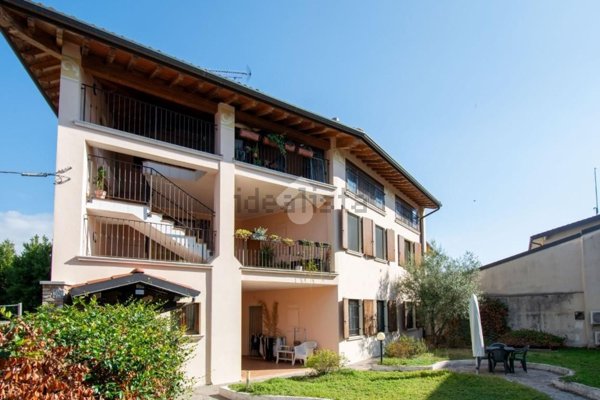appartamento in vendita a Puegnago del Garda