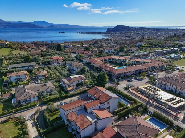 casa indipendente in vendita a Puegnago del Garda