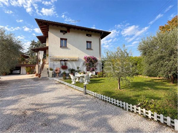 casa indipendente in vendita a Puegnago del Garda