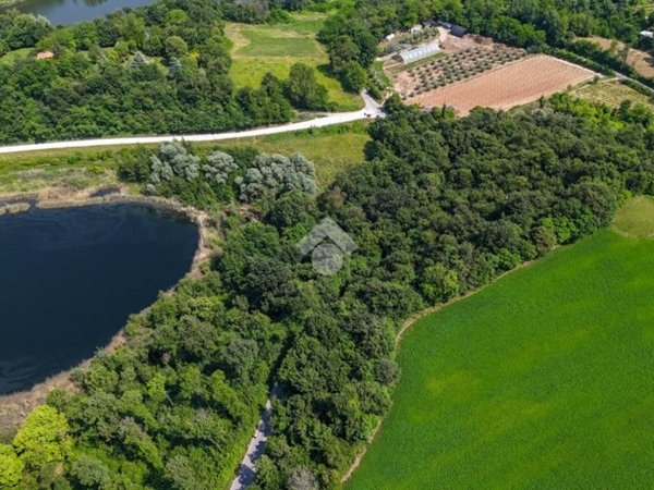 terreno in vendita a Puegnago del Garda