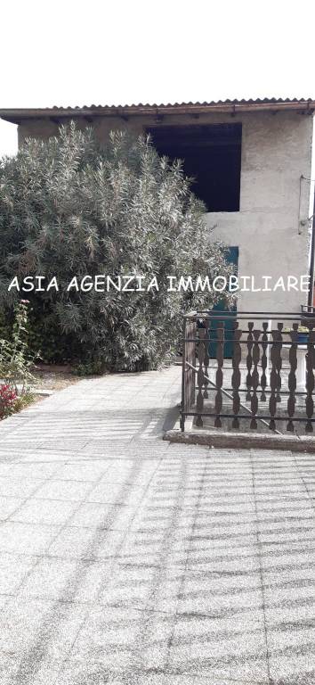 casa indipendente in vendita a Quinzano d'Oglio