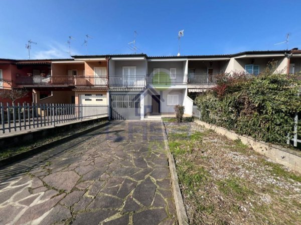 casa indipendente in vendita a Quinzano d'Oglio