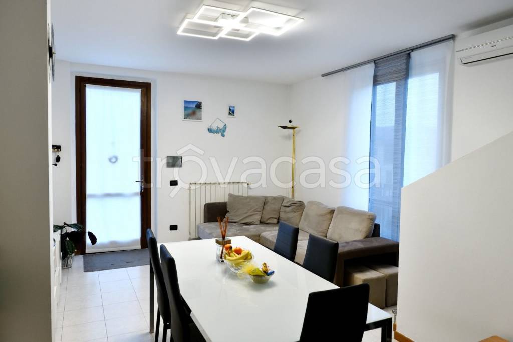appartamento in vendita a Quinzano d'Oglio