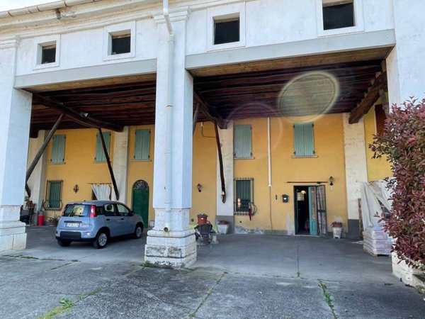 casa indipendente in vendita a Quinzano d'Oglio