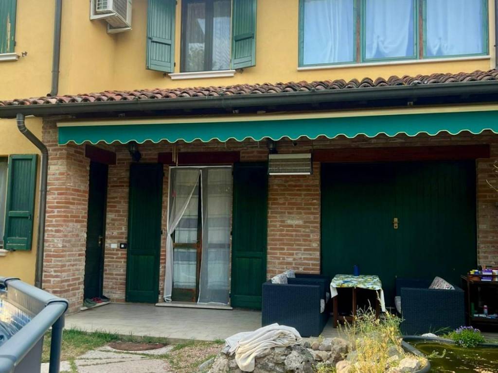 casa indipendente in vendita a Quinzano d'Oglio