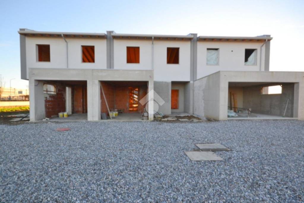 casa indipendente in vendita a Quinzano d'Oglio