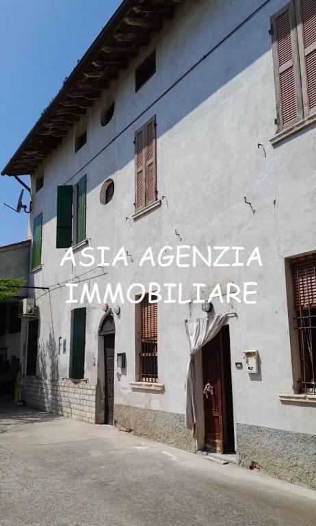 casa indipendente in vendita a Quinzano d'Oglio