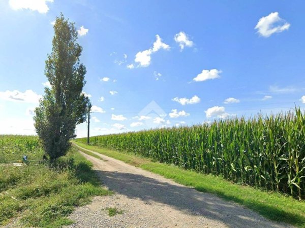 terreno agricolo in vendita a Quinzano d'Oglio