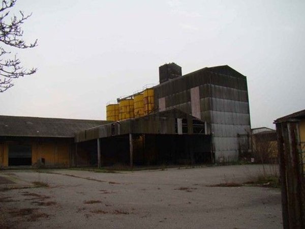 capannone in vendita a Quinzano d'Oglio