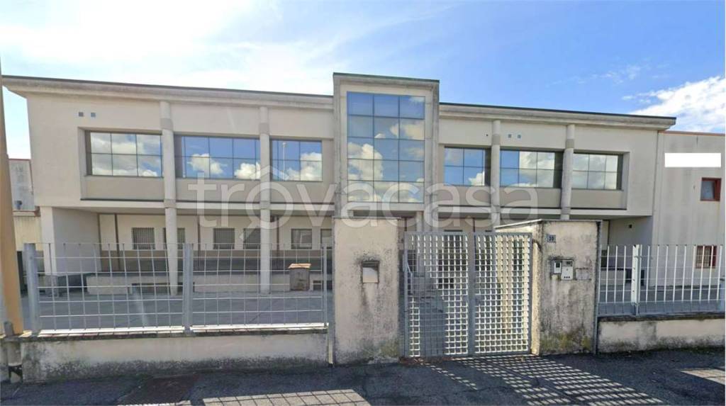 capannone in vendita a Quinzano d'Oglio