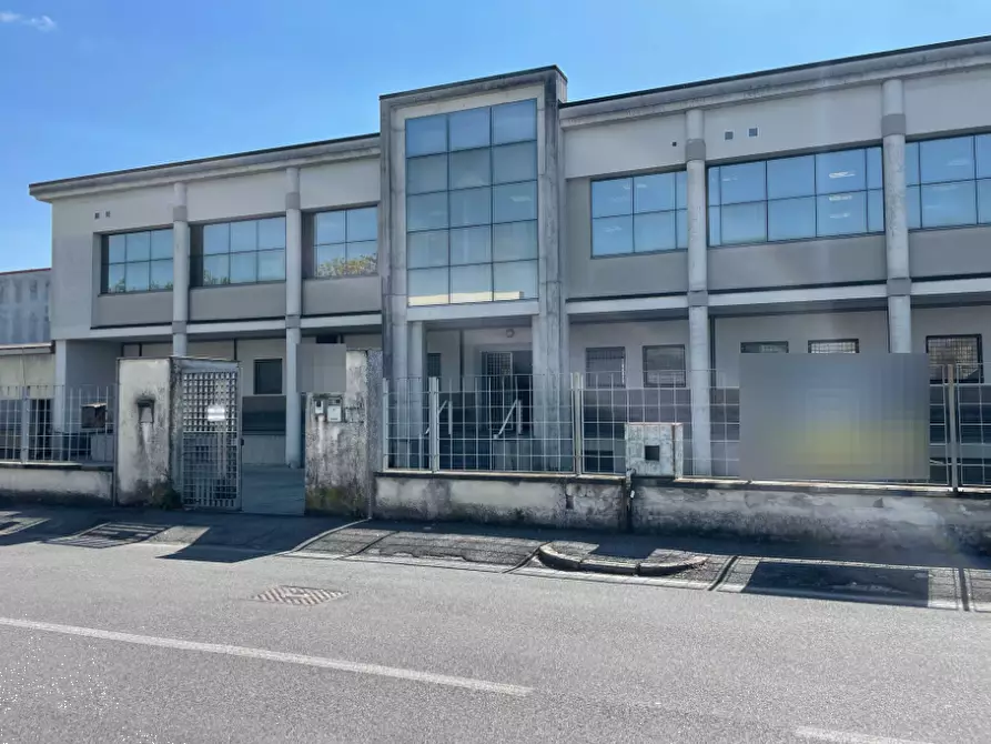 capannone in vendita a Quinzano d'Oglio