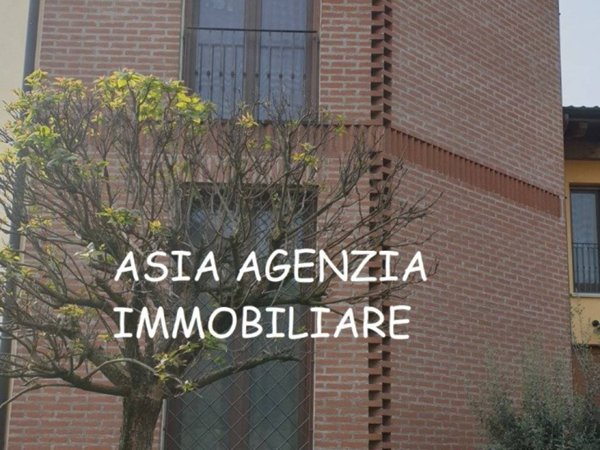 casa indipendente in vendita a Quinzano d'Oglio
