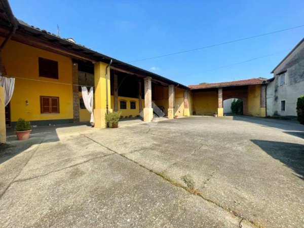 casa indipendente in vendita a Quinzano d'Oglio