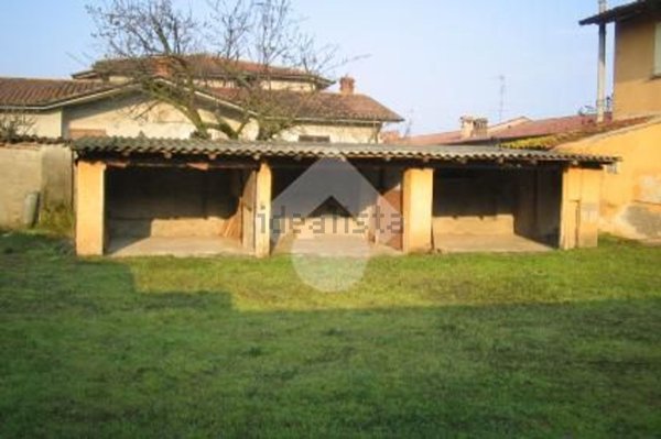 casa indipendente in vendita a Quinzano d'Oglio