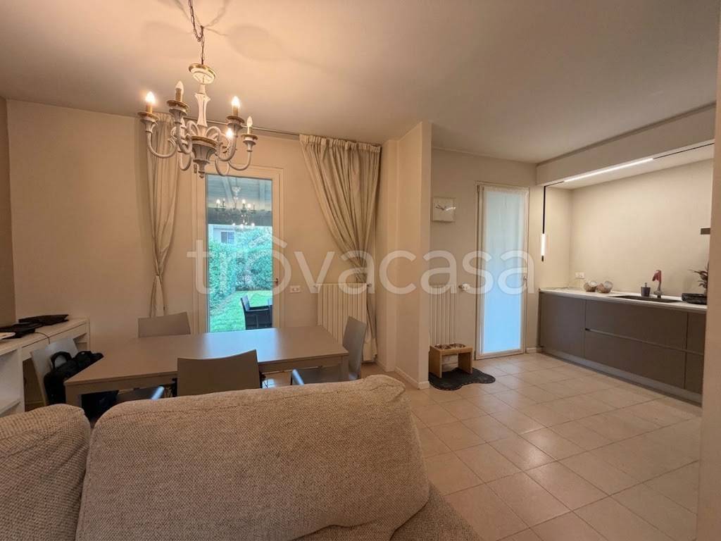 casa indipendente in vendita a Quinzano d'Oglio