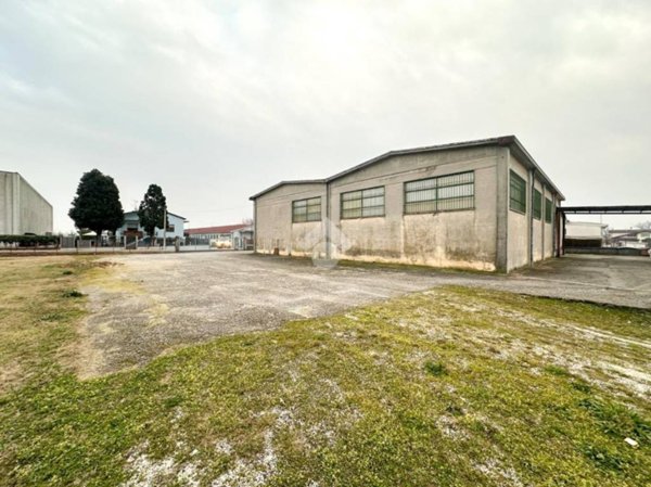 appartamento in vendita a Remedello in zona Remedello Sopra