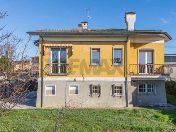 casa indipendente in vendita a Remedello