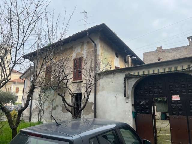 casa indipendente in vendita a Remedello in zona Remedello Sopra