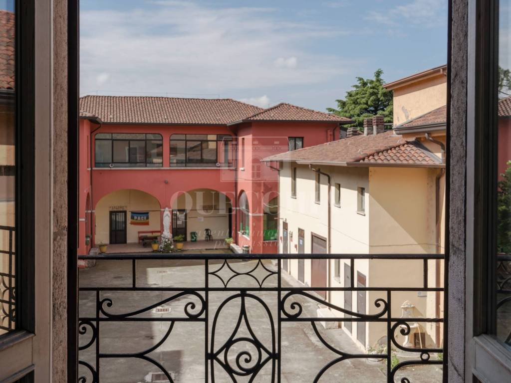 casa indipendente in vendita a Rezzato