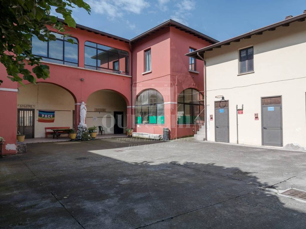casa indipendente in vendita a Rezzato
