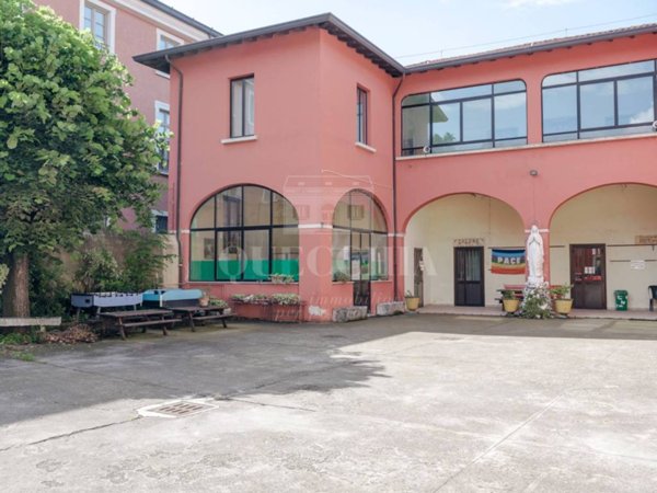 casa indipendente in vendita a Rezzato