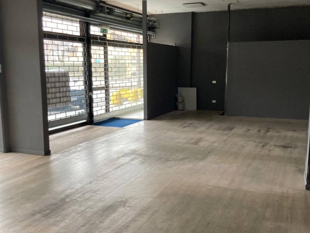 negozio in vendita a Rezzato