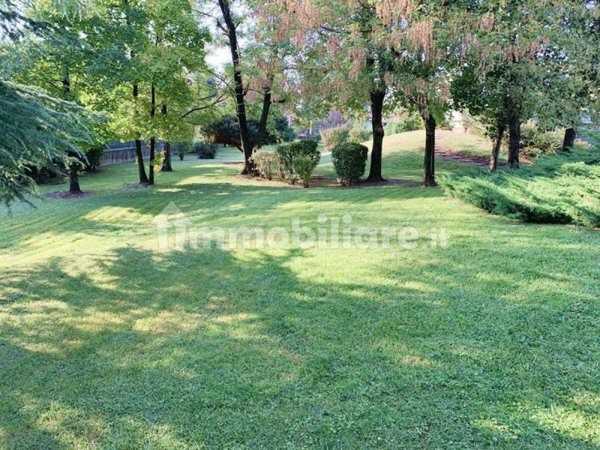 casa indipendente in vendita a Rezzato