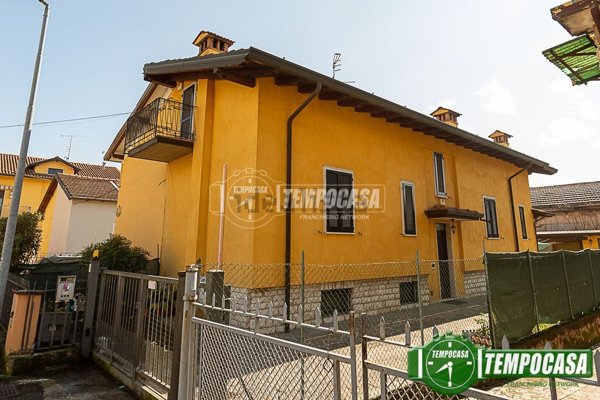 casa indipendente in vendita a Rezzato