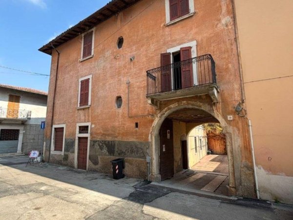 casa indipendente in vendita a Rezzato in zona Virle